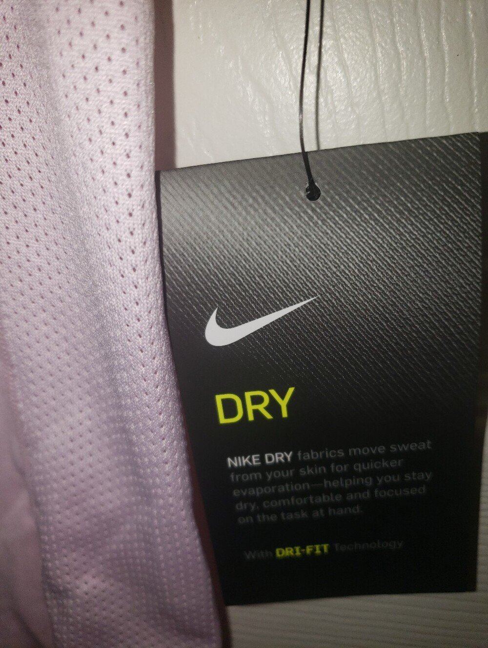Size S Nike Men's Light Pink Dri-FIT Short Sleeve Shirt - Picture 4 of 5
